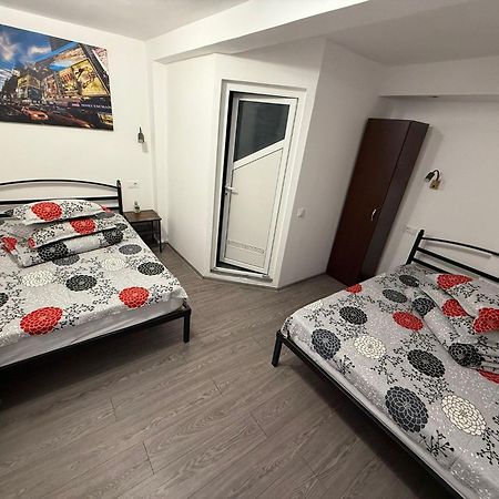 Casa Bucovineana Aparthotel ยาช ภายนอก รูปภาพ