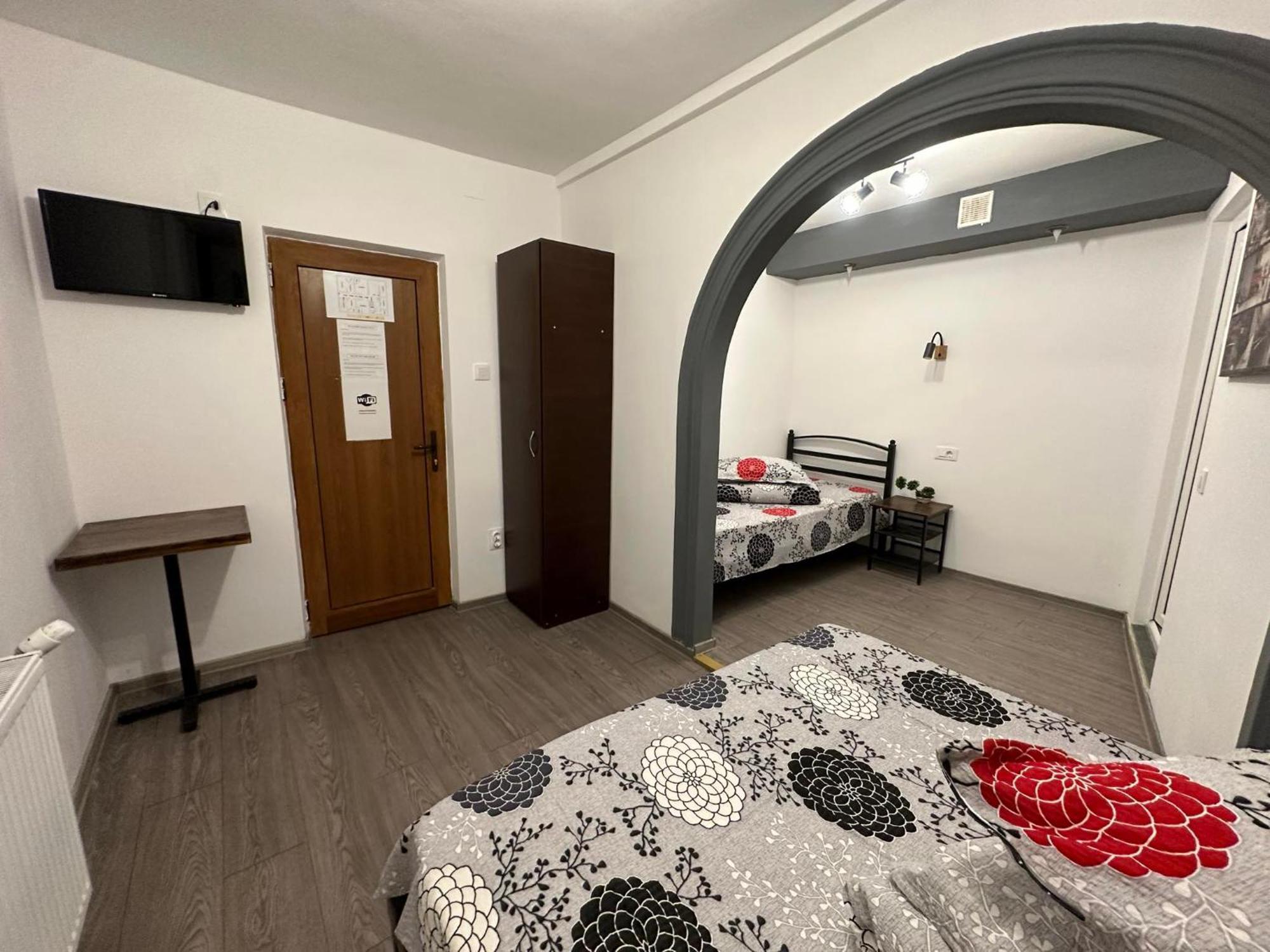 Casa Bucovineana Aparthotel ยาช ภายนอก รูปภาพ